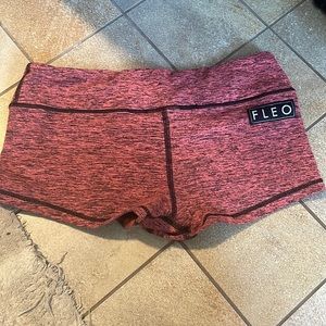 Fleo pink shorts